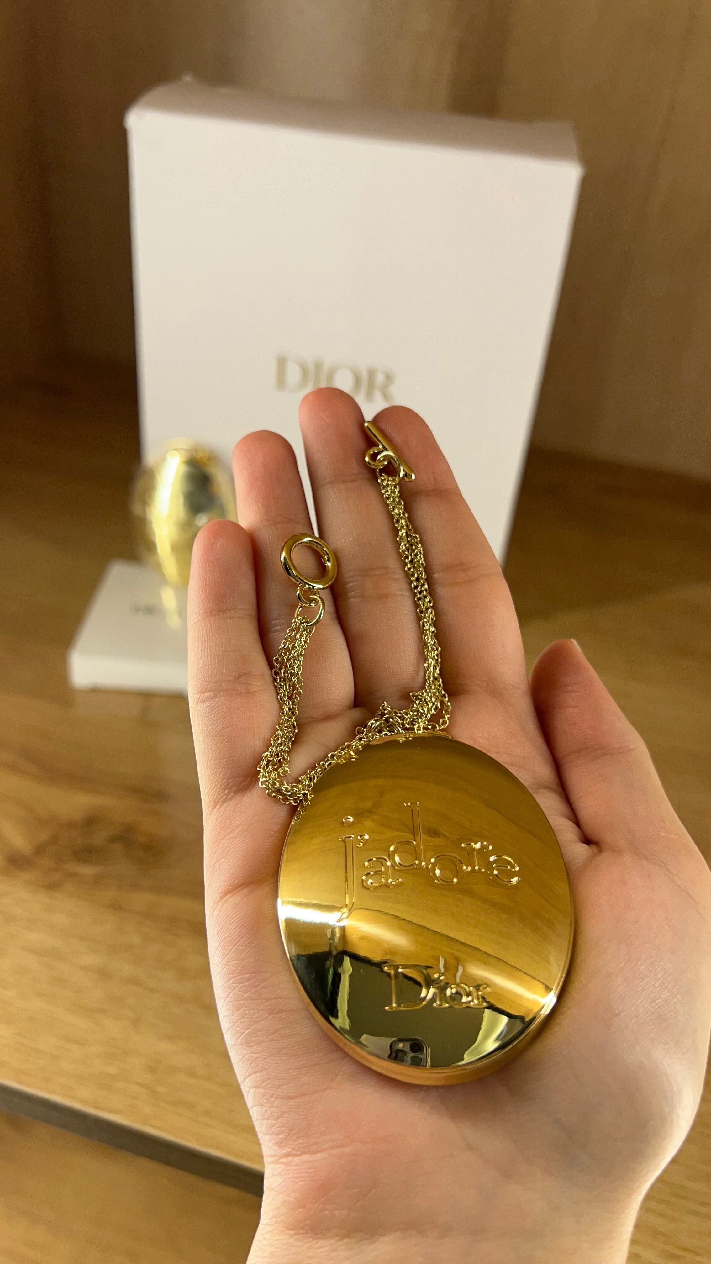 Miroir J’adore DIOR GOLD ✨