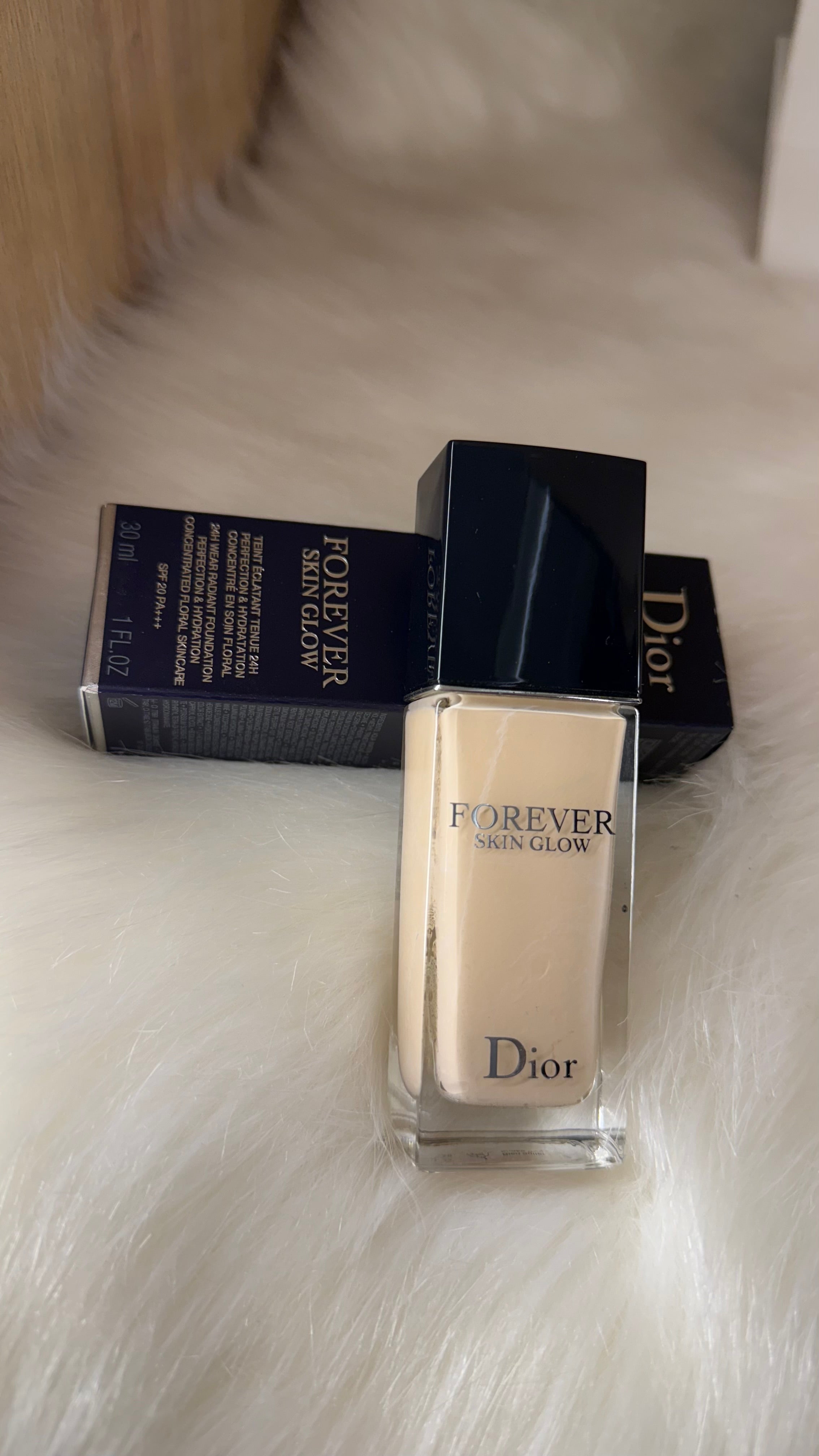 Fond de teint DIOR Forever Skin Glow