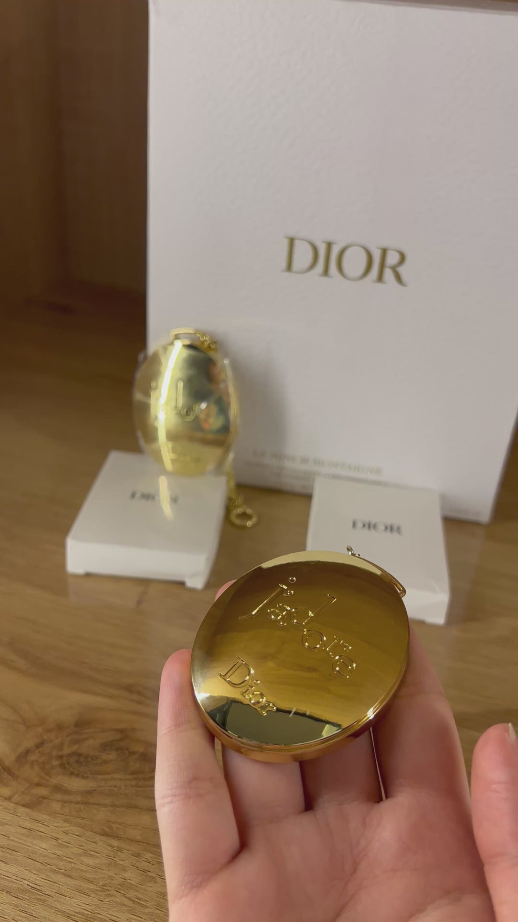 Miroir J’adore DIOR GOLD ✨